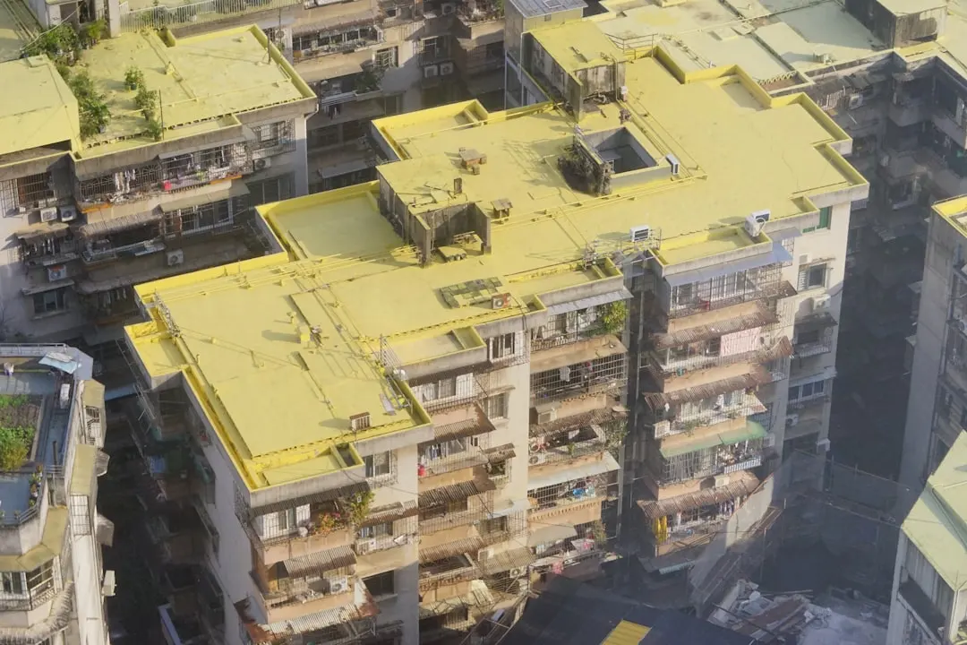 扫地机与洗地机功能差异分析及物业选型建议
