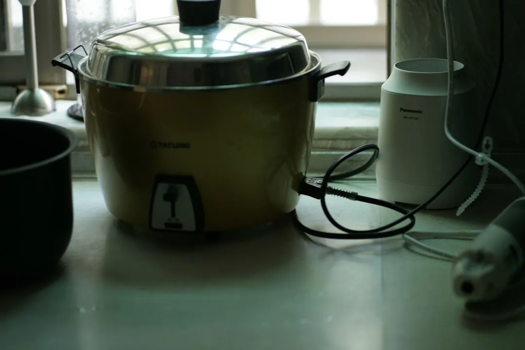工业吸尘器与洗地机联合作业方案在工厂清洁中的应用