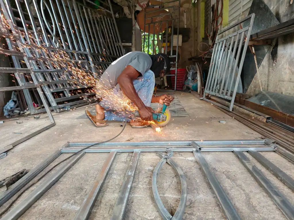 工业吸尘器选型指南：工厂车间粉尘治理如何匹配设备参数与工况需求